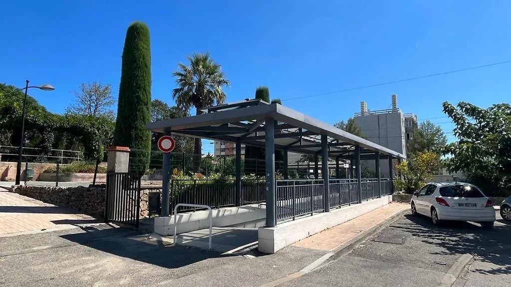 شقة La Paisible Saint-Raphaël 0*,  فرنسا